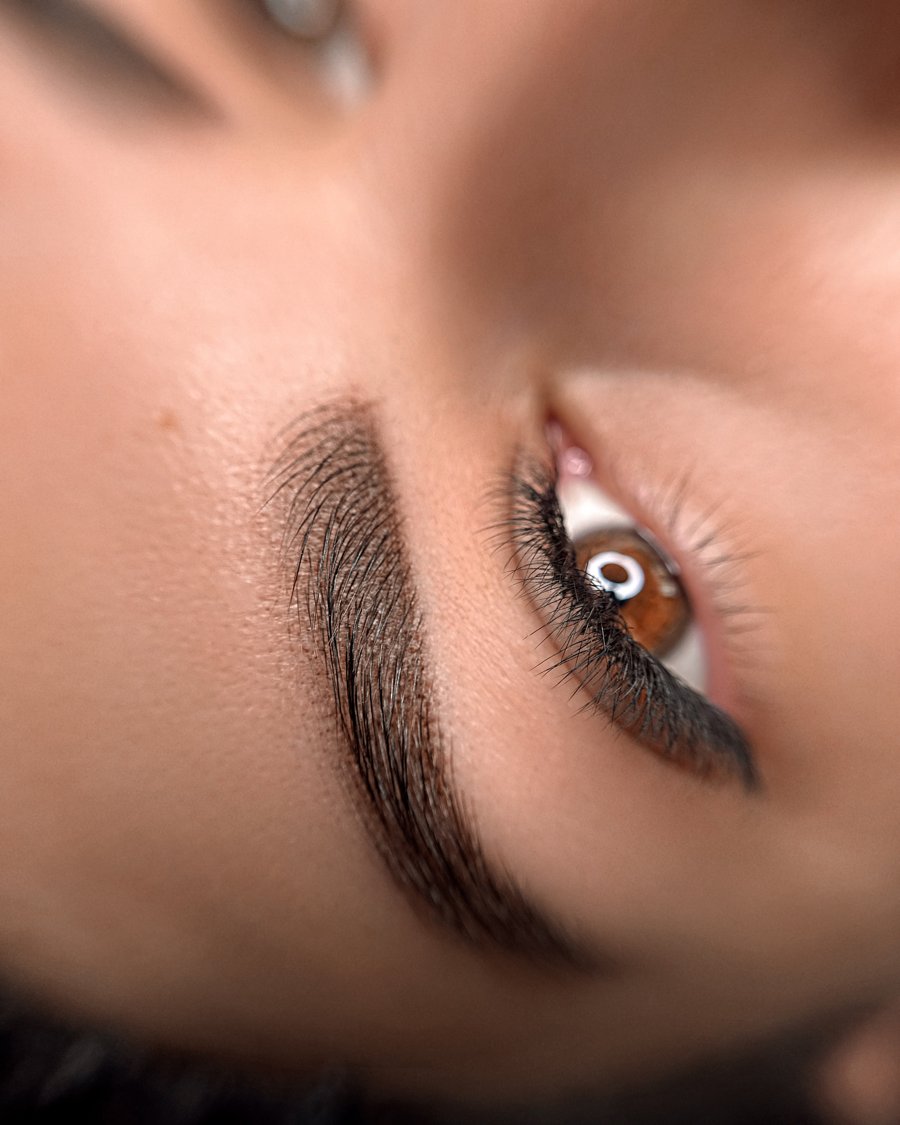 Powder Brows, frisch nach der Behandlung